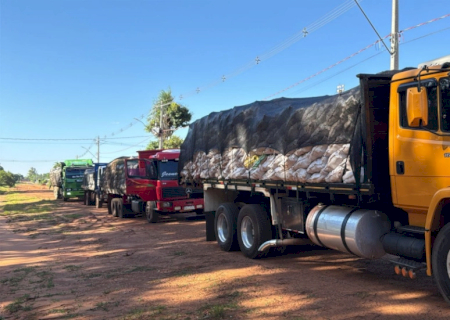 Receita Federal apreende cigarros, jaquetas e mandioca em operação na fronteira