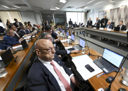 PL da Dosimetria: CCJ reduz para quatro horas prazo de pedido de vista