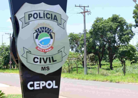 Mãe é investigada por maus-tratos após levar menino de 5 anos a programa sexuais