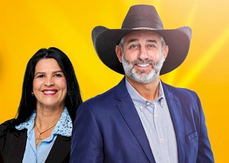 Após nove meses, prefeito mais louco do Brasil cumpre liminar e reduz salário para R$ 19,9 mil