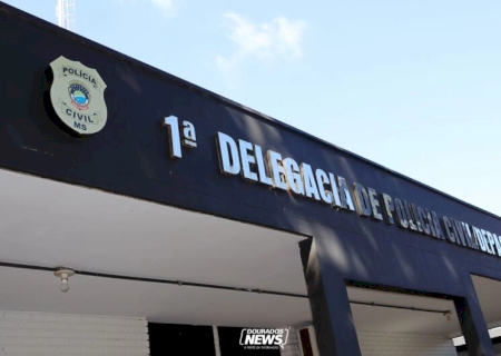 Homem vai comprar moto anunciada em rede social e é vítima de assalto à mão armada por 'vendedores'