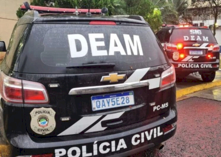 Homem é preso em flagrante após espancar companheira