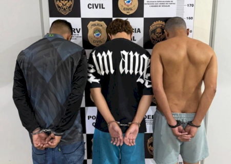 Trio é preso após tentar roubar Toyota Hilux e quase atropelar dono do veículo