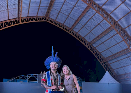 Lia Nogueira é homenageada em evento que destaca a cultura e a identidade dos povos indígenas