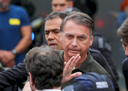 Trama golpista: defesa de Bolsonaro desiste de suspensão da pena