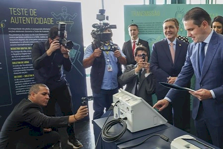 Presidentes do TSE e da Câmara dos Deputados ressaltam confiança na Justiça Eleitoral