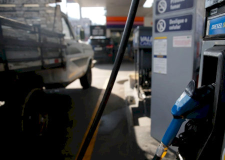 Subsídios à gasolina e ao diesel são ampliados após alta do petróleo