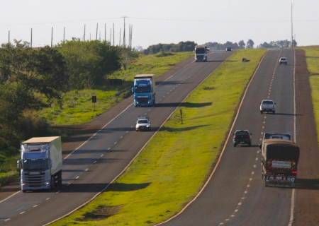 Dia de Finados: BR-163 deve receber 276 mil veículos em 5 dias em MS
