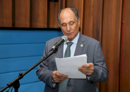 Deputado Zé Teixeira pede asfalto em Nova Andradina e policiamento em Bonito