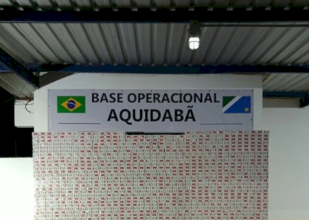 Carro é apreendido com quase 2 mil pacotes de cigarros paraguaios na fronteira